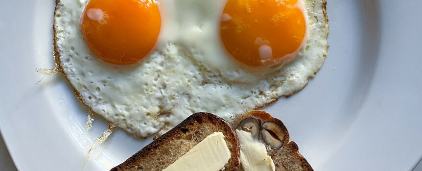 Mężczyzna zjadł 700 jajek i zbadał cholesterol