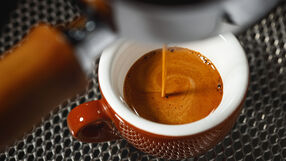 Świeżo parzona kawa espresso