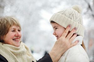Gramnezja to częste zjawisko wśród dziadków: na czym polega?