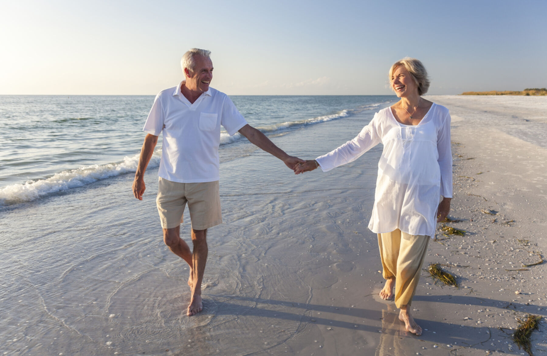 Walking seniors_beach
