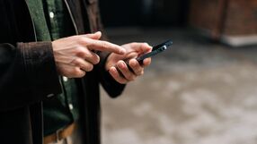 korzystanie z telefonu