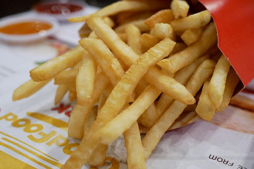 Ile kalorii mają McShaker Fries? ”Glutaminian sodu z aromatem wołowiny