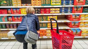 Zakupy w supermarkecie Auchan