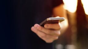 korzystanie z telefonu