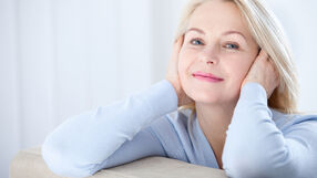 Objawy premenopauzy. Kiedy zaczyna się przekwitanie?