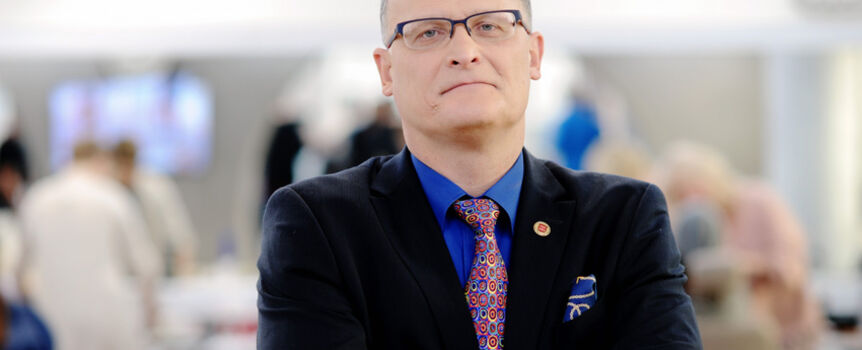 Dr Paweł Grzesiowski komentuje nową technologię szczepień. 