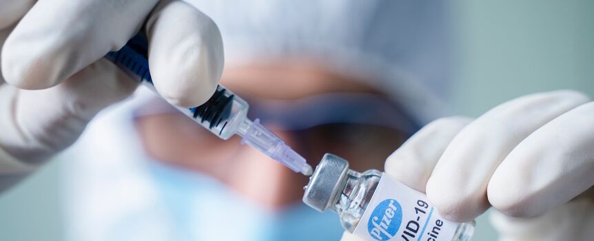 Koronawirus: komplikacje ze szczepionką Pfizer