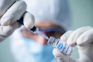 Silna reakcja immunologiczna u osób po jednej dawce szczepionki Pfizer