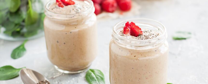 Kojące smoothie na ból gardła. 5 składników, które złagodzą objawy