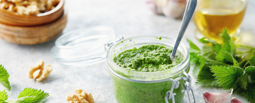 Pesto z pokrzywy - przepis