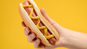 Jeden hot dog skraca nam zdrowe życie o 36 min